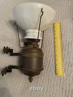 Vintage Best English Make Wall Mount Oil Lamp Brass Sconce Kerosene Lantern