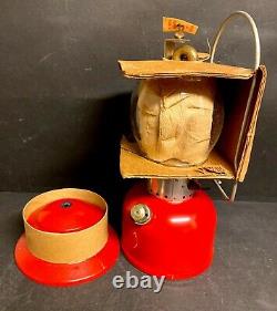 Vintage COLEMAN Rare UNFIRED Model 200A Lantern Marked 8/66 On Bottom USA