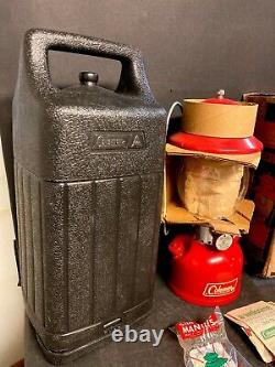 Vintage COLEMAN Rare UNFIRED Model 200A Lantern Marked 8/66 On Bottom USA