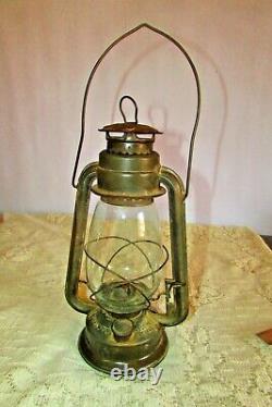 Vintage Chalwyn Kerosene Lamp Oil Lamp Rust Lantern Lamp Made In England Decor