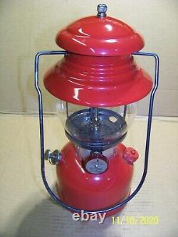 Vintage Coleman 200 Lantern Dated 4/66 Near Mint Condition
