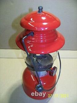 Vintage Coleman 200 Lantern Very Good Condition