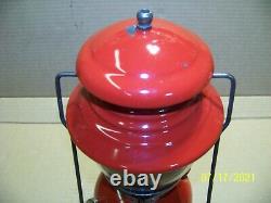 Vintage Coleman 200 Lantern Very Good Condition