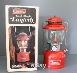 Vintage Coleman 200a195 Lantern In Original Box With Instruction Manual