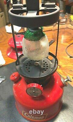 Vintage Coleman Black Band 200A Lantern (03/52) (working)