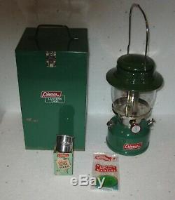 Vintage Coleman Green Lantern no 635 / 1973 + Coleman Metal Case+Filter Funnel+