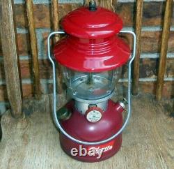 Vintage Coleman Lantern 200a 2-62 Burgandy