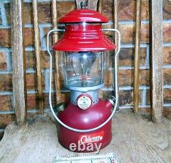 Vintage Coleman Lantern 200a 2-62 Burgandy