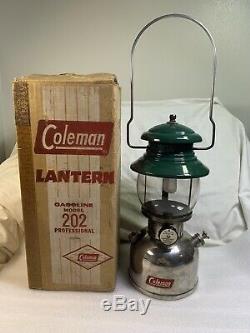 Vintage Coleman Lantern 202 Professional Model May 1959 WithOriginal Box