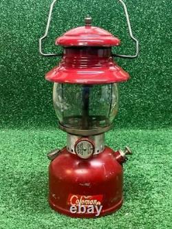 Vintage Coleman Lantern Maroon Burgundy Single Mantle Model 200A Untested 2/62