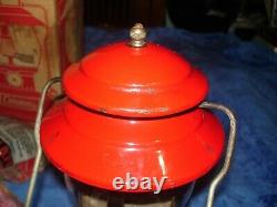 Vintage Coleman Lantern Model 200A 200 a red 11/66 in box