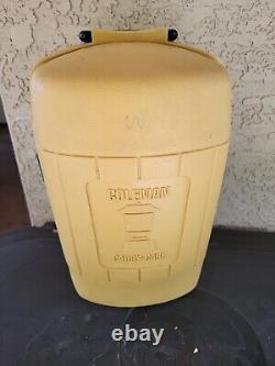 Vintage Coleman Lantern Model 220F 1971 With Yellow 1977 Carry Case