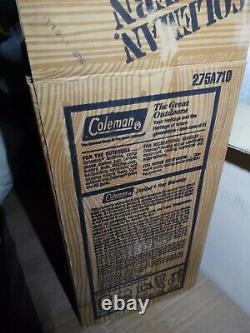 Vintage Coleman Lantern Model 275 Brown 1981 MINT NEW in Box never fired