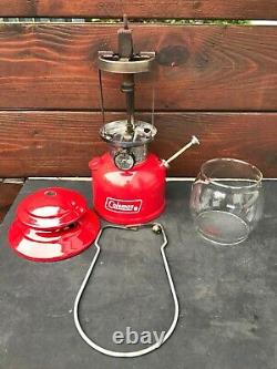Vintage Coleman Lantern Red Model 200a 7-74 July 1974 Globe #550 Made In USA