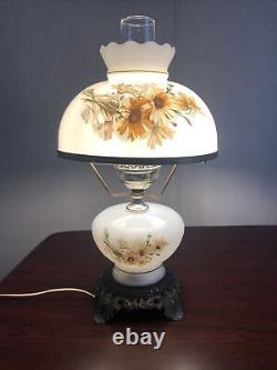 Vintage Daisy 3 Way Milk Glass Hurricane Lamp Bottom Night Light