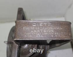 Vintage Dietz NYCL TRACK WALKER PROTECTOR Tubular Kerosene Lantern