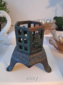 Vintage Japanese Cast Iron (Black) Pagoda Lantern Toro Garden Candle Holder