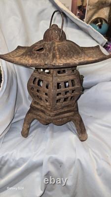 Vintage Japanese Temple Garden Lantern