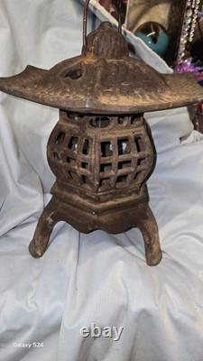 Vintage Japanese Temple Garden Lantern