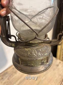 Vintage Metal Oil Lantern Antique Kerosene Lamp Rustic Farmhouse Decor
