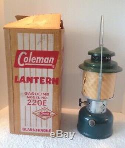 Vintage NEW Coleman 220E 2 Mantle Gasoline Lantern 3/59 Mantles Papers Orig Box