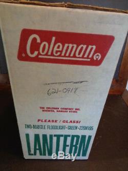 Vintage New Nos Coleman 220h195 Lantern Two Mantle Green Sealed In Box