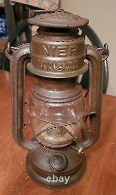 Vintage Nier Feuerhand No. 275 Germany Early Railroad Lantern Original Glass
