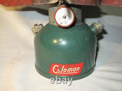 Vintage Nov 1951 Coleman 200a Single Mantle Christmas Lantern 8/51 Red Green