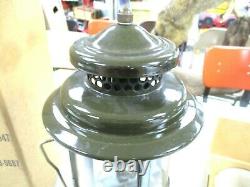 Vintage RARE US MILITARY Lantern 1963 U. S. KING SEELEY THERMOS CO LNIB