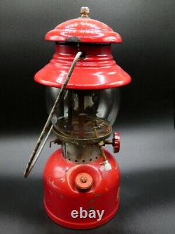 Vintage Red Coleman Lantern Model 200A Single Mantle 10/1962 October 1962
