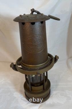 Vintage Weems & Plath Brass Yacht Lamp Oil Lantern with Gimbal