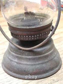 Vtg Antique Early Ice Skaters Kerosene Oil Lamp Lantern 7 Rare Collecitble
