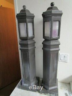 Vtg Antique Light Post Walkway Japanese Garden Lamp Cast Metal Light / Set of 2