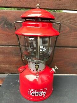 Vtg Coleman Lantern Red Model 200 5 70 May1970 Globe #550 With Original Box