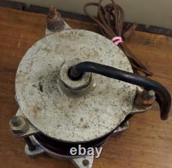 Vtg Nautical Salvage Channel Marker Lantern Maritime Red Signal Beacon WORKS