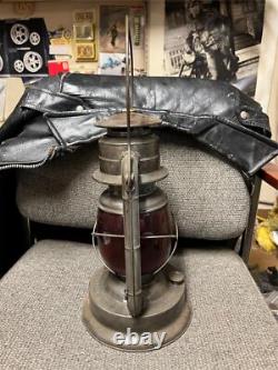 Vtg antique 1923 Dietz No. 2 D-lite railroad lantern red glass d-lite globe rare