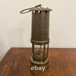 Weems & Plath Vintage Brass Yacht Lamp #2578 Marine Maritime Oil Lantern